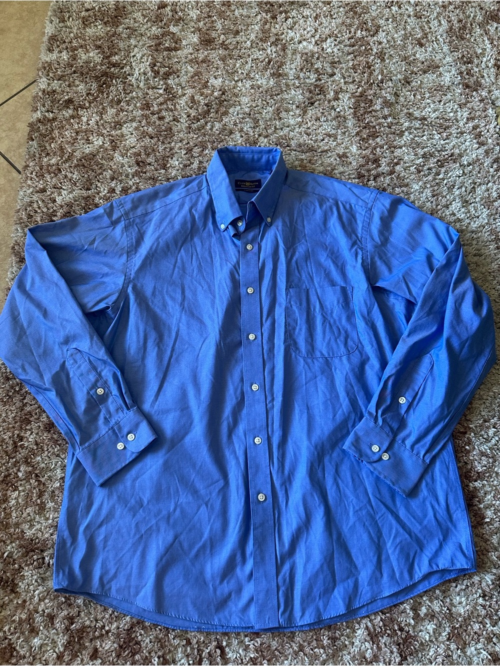 Club Room Men's  Blue Button-Down Dress Shirt